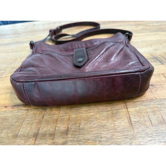 Frye Burgundy Melissa Button 100% Soft Leather Crossbody Bag Snap Zipper Zip EUC - Picture 4 of 14